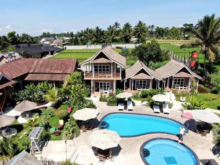 Tetebatu Flush Harmony Hotel Exterior photo
