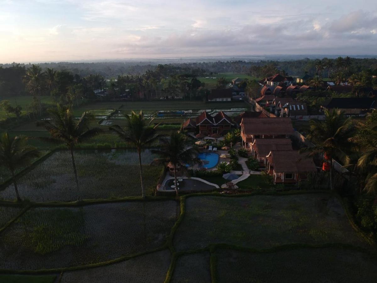 Tetebatu Flush Harmony Hotel Exterior photo