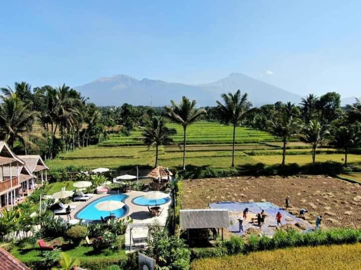Tetebatu Flush Harmony Hotel Exterior photo